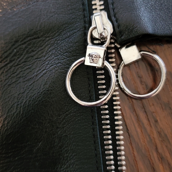 Flash sale⚡️Versace Leather Skirt size 40 - Picture 13 of 16